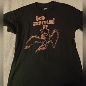Led Zeppelin vintage band t-shirt.  Black Size Medium.  In good condition